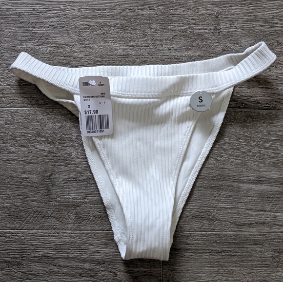 Forever 21 Other - NWT Forever 21 White Ribbed Swim Bottom Size S